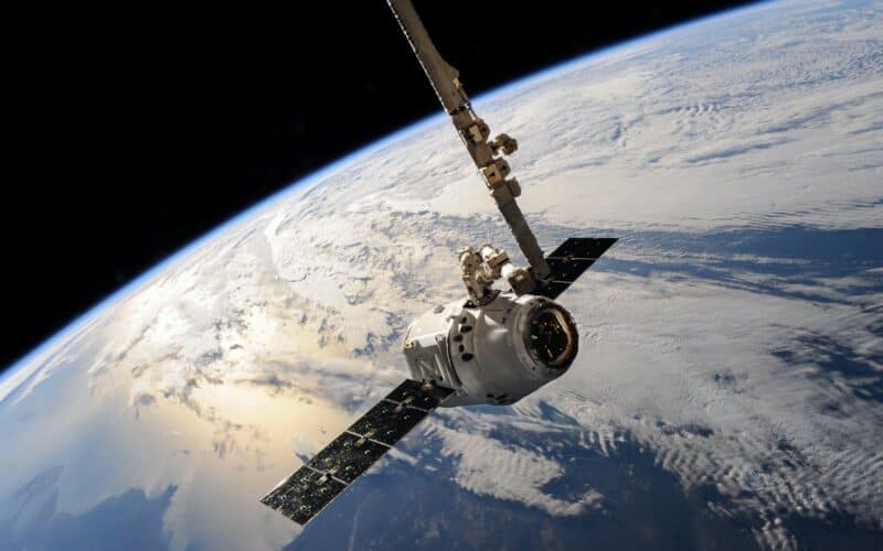 satellite2-800x500-1 satellite2-800x500-1