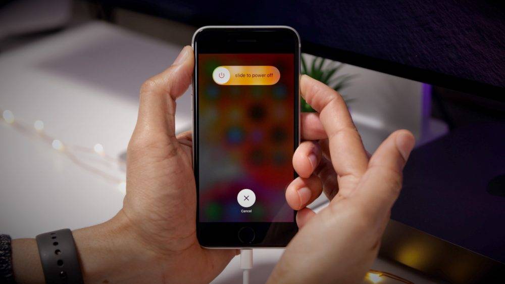 iphone-se-force-restart-slide-to-power-off iphone-se-force-restart-slide-to-power-off