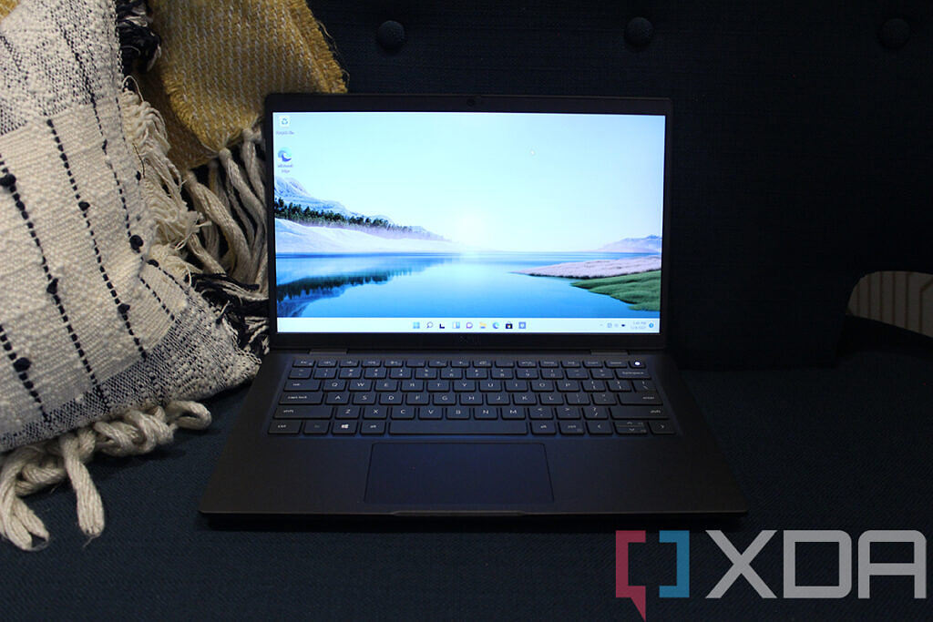 dell-latitude-7330-ultralight-6-1024x683-2 dell-latitude-7330-ultralight-6-1024x683-2